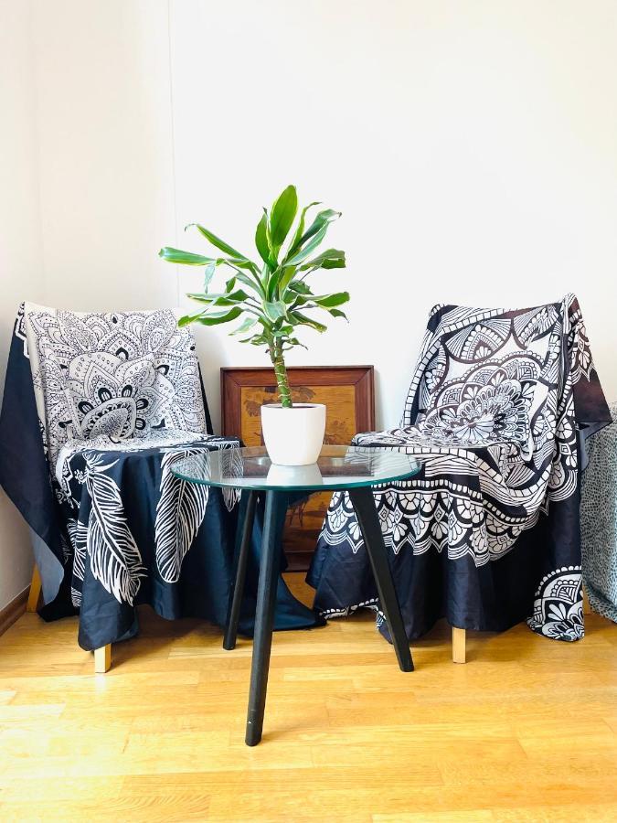 Das Zimmer Im Wiener Haus Bagian luar foto